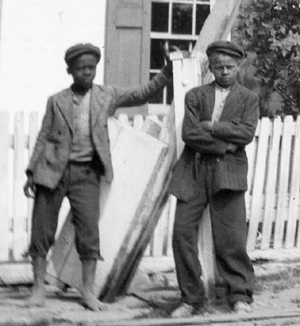 Boys who were apparently toll collectors at a Potomac River crossing, Sept. 1910.